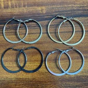 Set of 4 hoop earrings